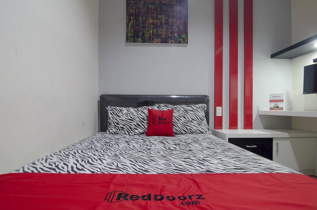 فندق Reddoorz Near Lawang Sewu سيمارانغ المظهر الخارجي الصورة
